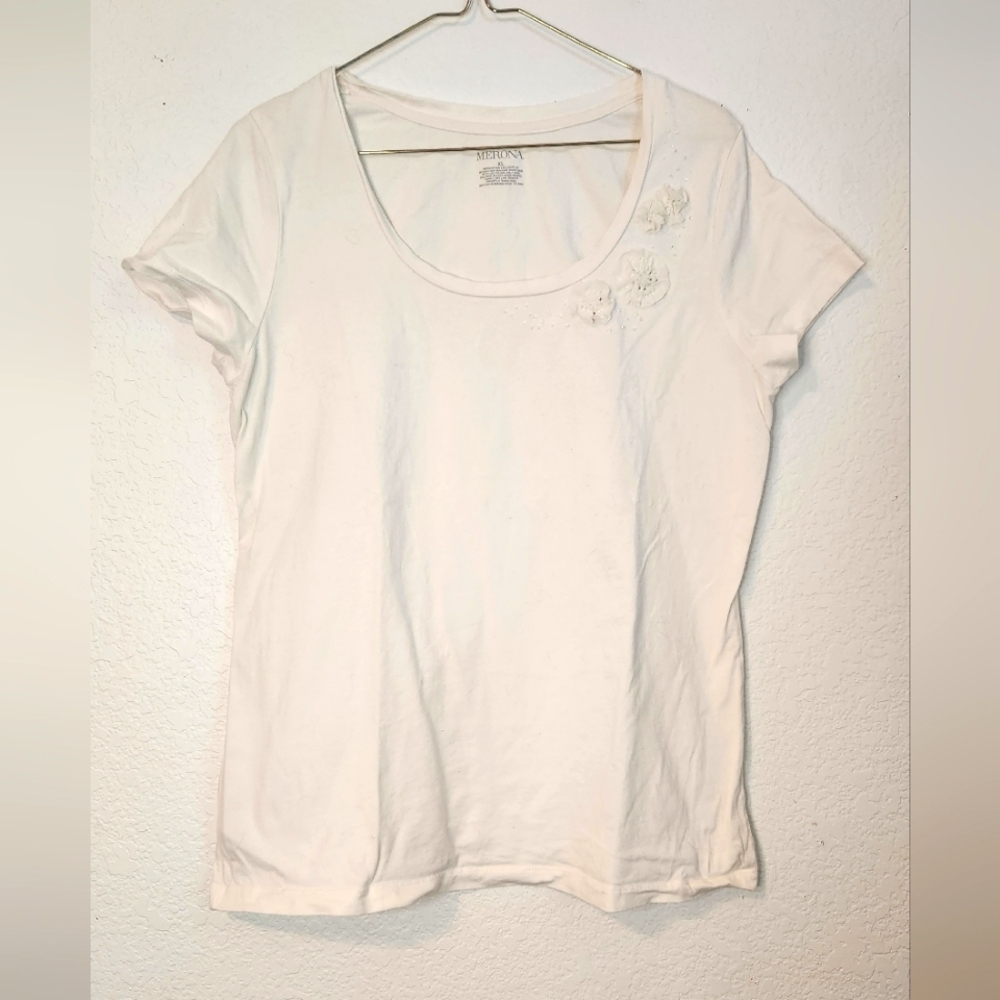 Merona Floral Embellished Short Sleeve T-Shirt, Size XL
